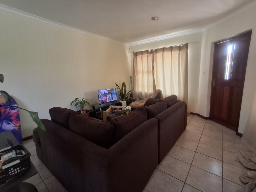 2 Bedroom Property for Sale in Summerstrand Eastern Cape